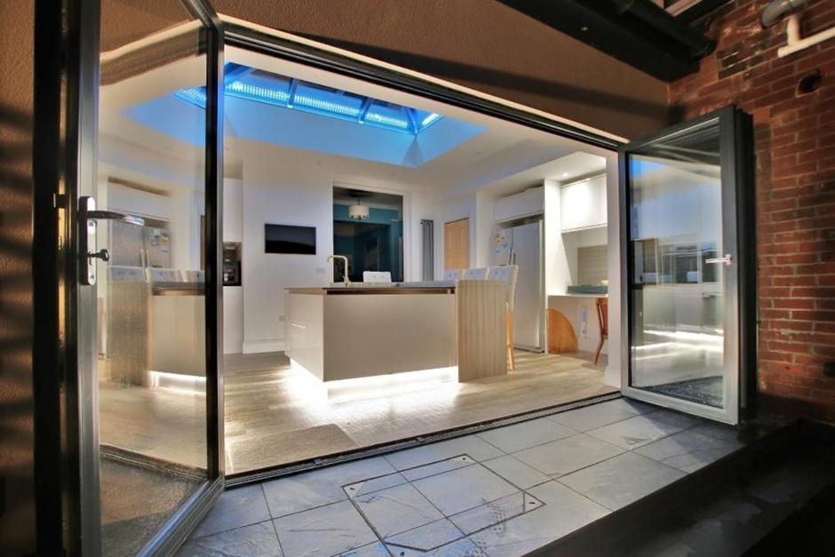 The House - Southampton Villa ภายนอก รูปภาพ
