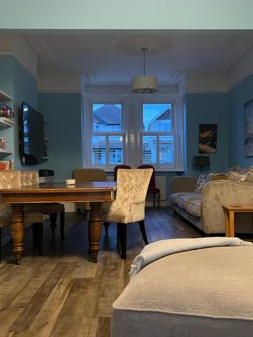 The House - Southampton Villa ภายนอก รูปภาพ